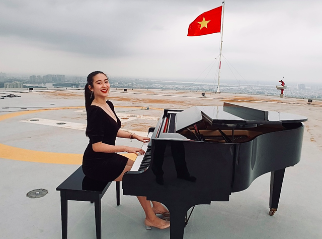 Nam NSND là thầy của nhiều ca sĩ nổi tiếng, sống 40 năm hạnh phúc bên bà xã là diễn viên xinh đẹp-8