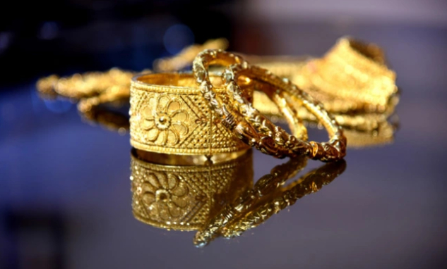 Đỉnh cao tiết kiệm: Cô vợ mua 5 món trang sức bằng vàng mỗi tuần, sau một năm có cả kho báu trong nhà-3