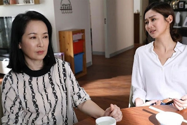 Bàng hoàng khi biết lý do chồng ép vợ nghỉ việc ở nhà nội trợ-2