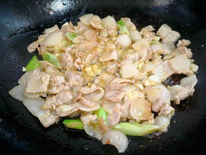 Mùa đông nên ăn củ này tốt cho lá lách, bổ sung khí huyết, giàu vitamin C hơn cả táo, xào lên rất ngon-6