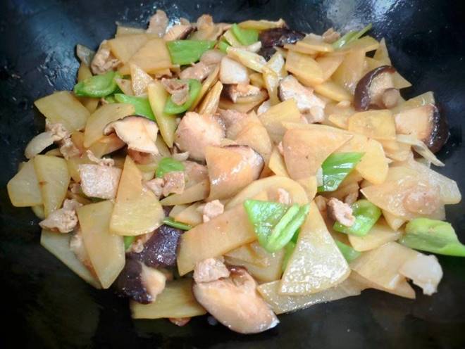 Mùa đông nên ăn củ này tốt cho lá lách, bổ sung khí huyết, giàu vitamin C hơn cả táo, xào lên rất ngon-7