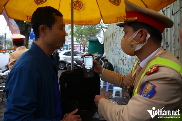 Uống bia không độ thì nồng độ cồn bằng 0?-1