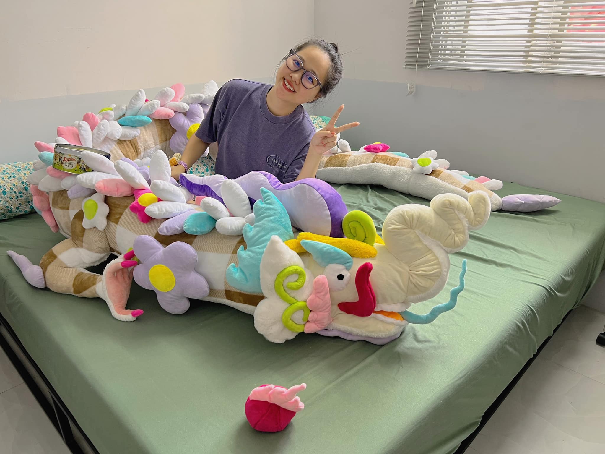 Đại gia Hà thành” chi 12 triệu để mua thú bông hình rồng độc, lạ-3