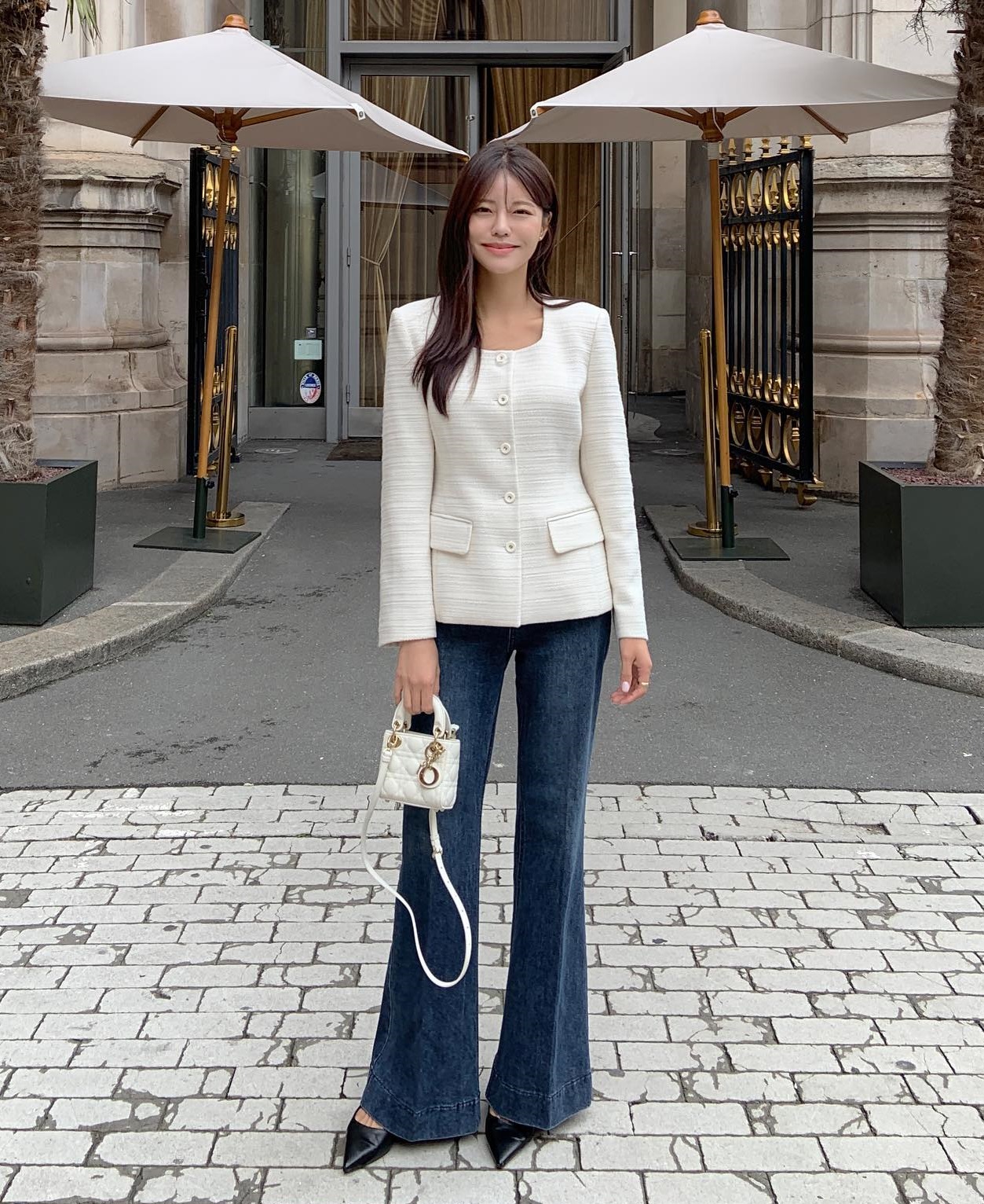 5 mẫu áo khoác công sở trẻ trung nhất, giúp chị em mặc đẹp mỗi ngày-8