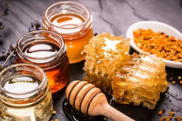 3 thứ kết hợp cùng mật ong giúp giảm ho, giải độc gan hiệu quả-1