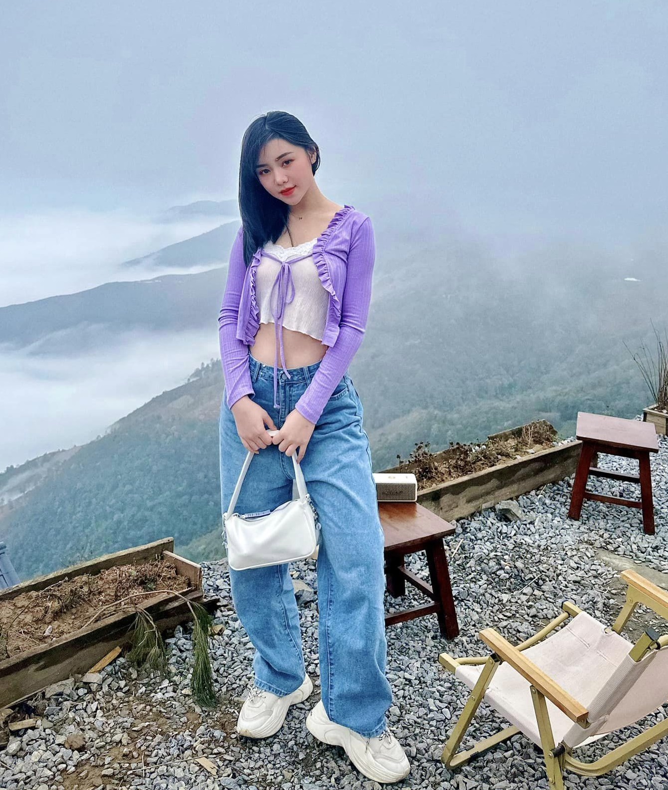 Tham khảo Quỳnh Kool 10 cách mặc quần ống rộng trẻ trung, tôn dáng-8