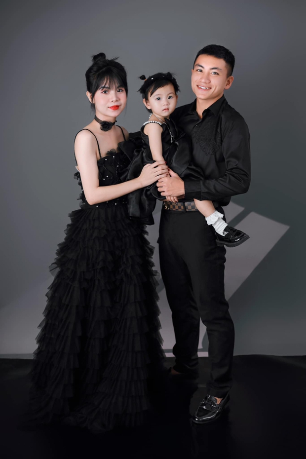 Cầu thủ U23 Việt Nam cưới vợ, được cả trâu lẫn nghé ngay sát ngày lên tuyển-2