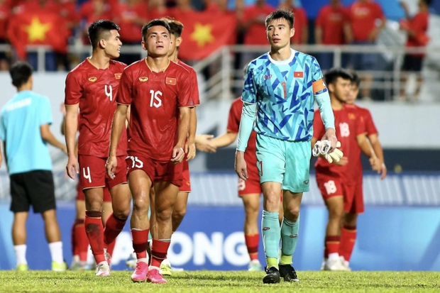 Cầu thủ U23 Việt Nam cưới vợ, được cả trâu lẫn nghé ngay sát ngày lên tuyển-5
