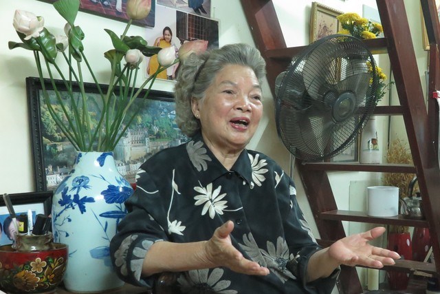 Mẹ ruột NSND Lê Khanh: Tự dưng 1 ngày, ông Tiến đưa đơn ly hôn và bảo ký vào, tôi ký luôn-2