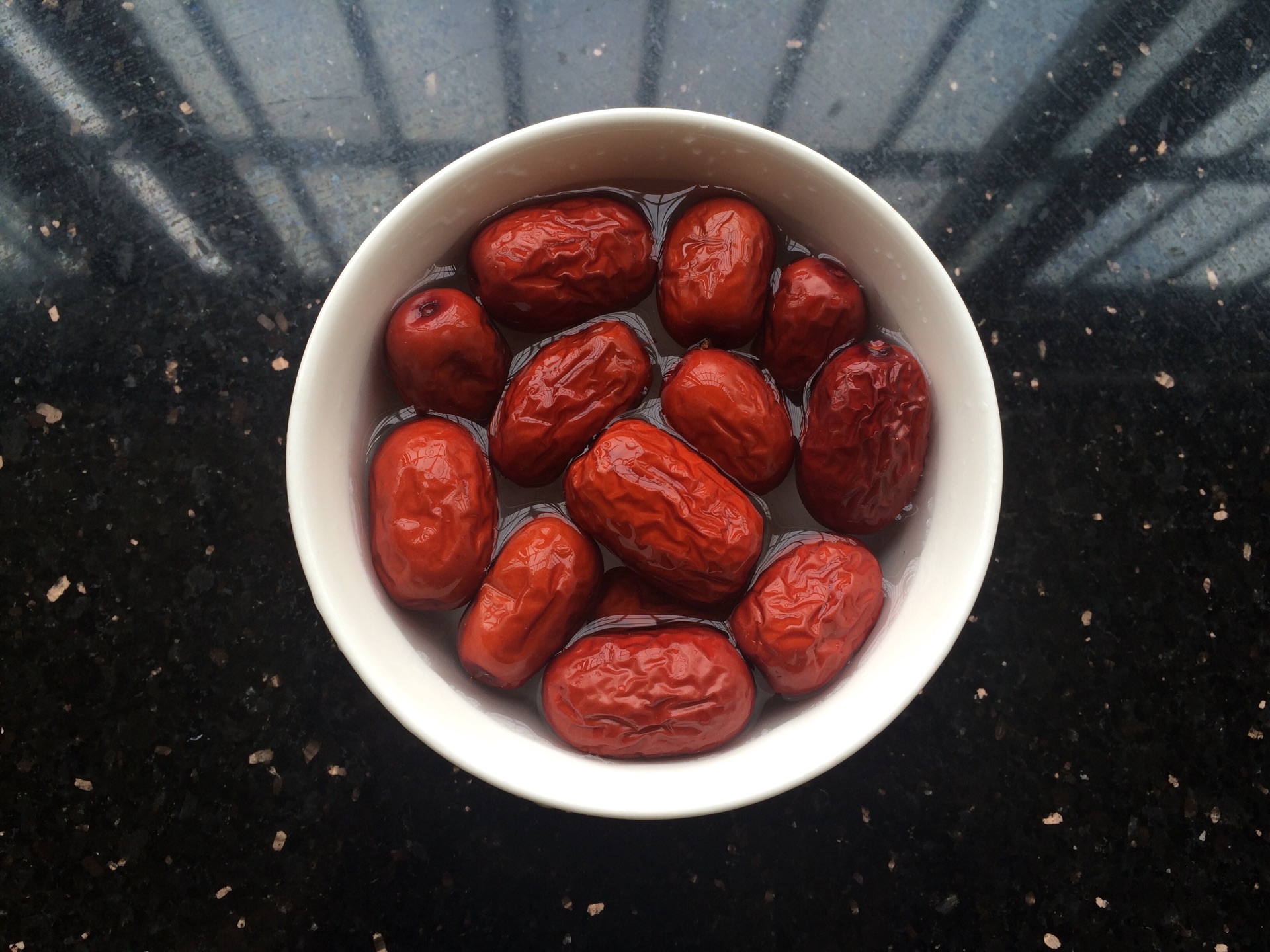 Phụ nữ nên thường xuyên làm 3 món này ăn sẽ giúp bổ sung khí huyết, loại bỏ chứng tay chân lạnh trong mùa đông-16