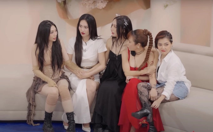 Thanh Ngọc trả lời khi bị đồn mâu thuẫn với ekip Chị đẹp, cười nhếch mép trên truyền hình-2