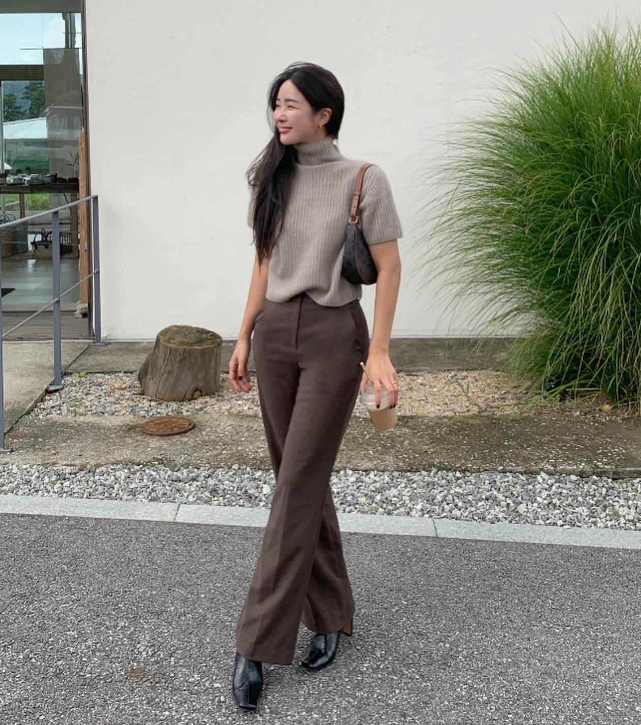 6 món thời trang đi đâu cũng gặp, được chị em yêu thích nhất năm 2023-1