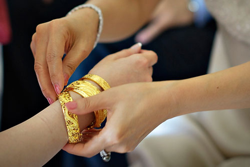 Giá vàng cao kỷ lục, tôi buốt ruột khi phải mừng cưới trả nợ chị chồng 5 chỉ-1