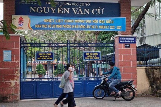 UBND quận lên tiếng vụ hàng loạt giáo viên bị 'đòi' lại tiền thu nhập tăng thêm