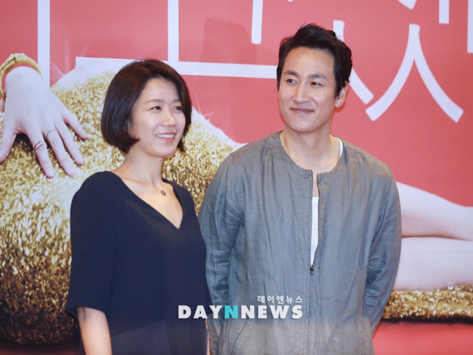 Vợ tài tử Lee Sun Kyun: Chồng tôi đã rời khỏi nhà sau khi để lại một tờ giấy như di chúc-2