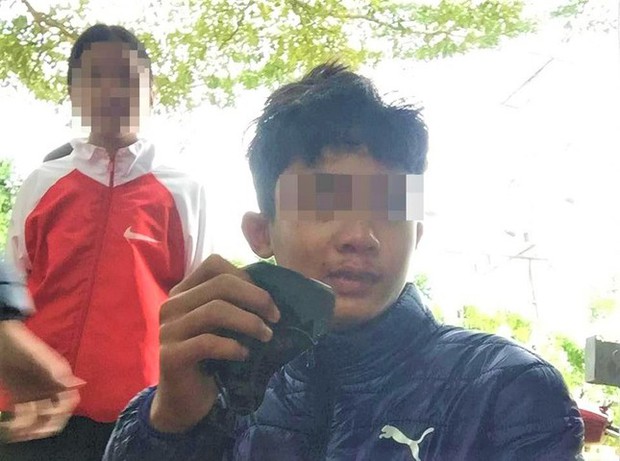 Yêu cầu báo cáo vụ học sinh bị thầy giáo đánh: Chẳng may khua tay hay dùng roi quất?-2