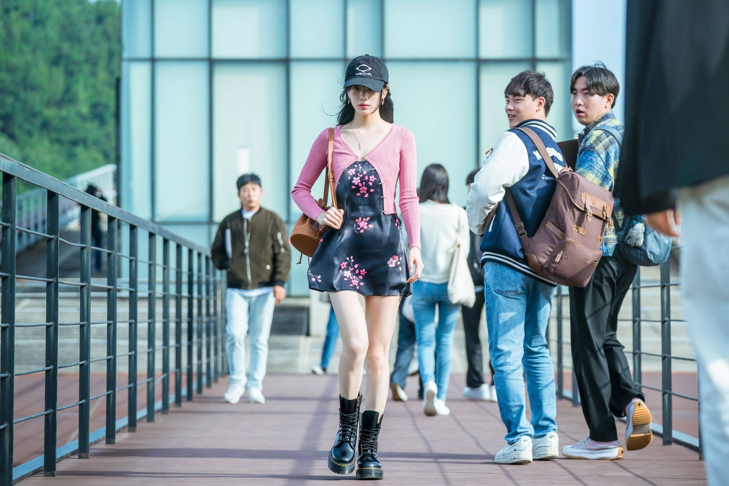 5 nữ chính mặc đẹp nhất phim Hàn 2023: Là nguồn cảm hứng diện đồ sành điệu từ công sở ra phố cho hội chị em-14