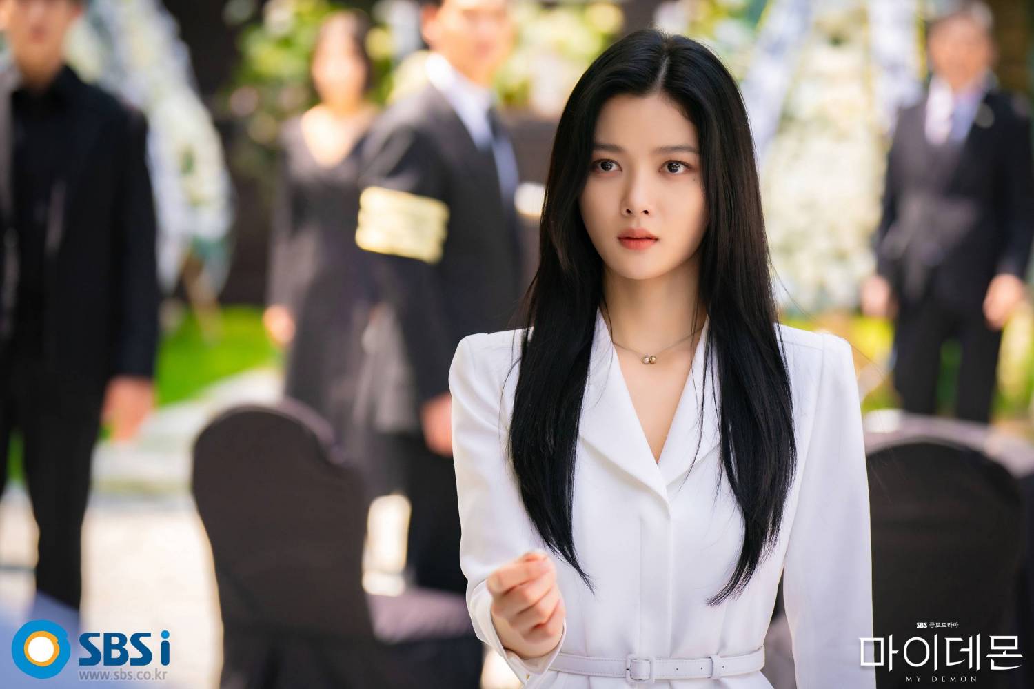 5 nữ chính mặc đẹp nhất phim Hàn 2023: Là nguồn cảm hứng diện đồ sành điệu từ công sở ra phố cho hội chị em-17