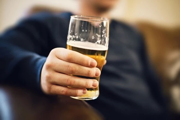 Bác sĩ cảnh báo 3 thói xấu khiến gan bị đục đẽo trầm trọng, nằm trong tầm ngắm của ung thư-4