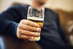 Uống bia rượu dễ khiến gan suy yếu: 5 dấu hiệu nhận biết, 9 thực phẩm giúp gan khỏe mạnh-6