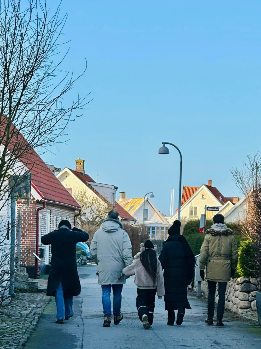 Đoan Trang hé lộ góc nhà gia đình chồng ở Thụy Điển qua ảnh đón Giáng sinh-6