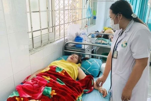 Thanh Hoá: Công bố kết quả xét nghiệm mẫu thức ăn vụ nhiều học sinh nhập viện sau bữa trưa-3