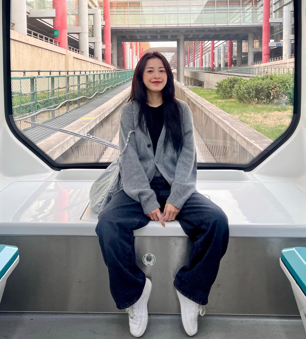 5 mỹ nhân Việt mặc đẹp nhất năm 2023: Người trung thành với trang phục tối giản, người diện đồ nhiều màu vẫn sang-3