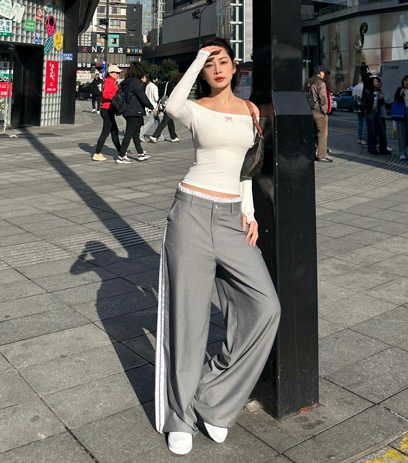 5 mỹ nhân Việt mặc đẹp nhất năm 2023: Người trung thành với trang phục tối giản, người diện đồ nhiều màu vẫn sang-4