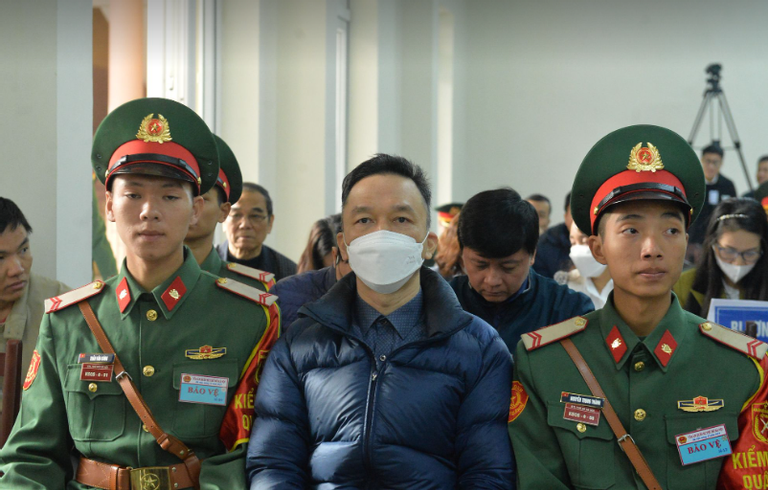 Phan Quốc Việt thừa nhận sai phạm, cựu Thượng tá nói lời xót xa-2