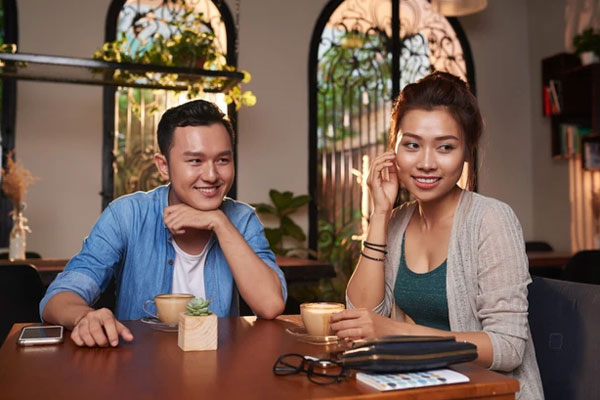 Chồng bỏ mặc vợ vừa sinh con để đi chơi Tết dương lịch với đồng nghiệp-2