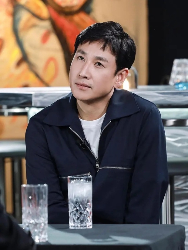 Uẩn khúc cái chết bất thường của Lee Sun Kyun: Là vật hi sinh cho tình cũ tài phiệt của Yoochun?-1