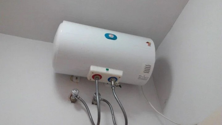 Cách hay giúp tiết kiệm tiền điện khi dùng bình nóng lạnh-1