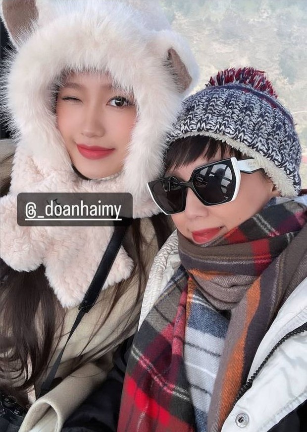 Đoàn Văn Hậu vi vu Sa Pa cùng gia đình vợ, nhan sắc Doãn Hải My và mẹ đẻ gây chú ý-2