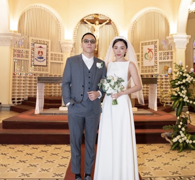 Sau 3 năm giấu kín, Tóc Tiên hé lộ ảnh xịn đám cưới trong nhà thờ tại Đà Lạt: Nhan sắc cô dâu đỉnh chóp!-1