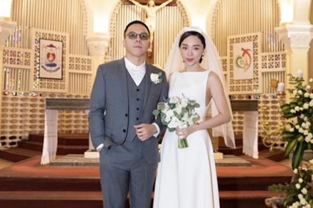 Sau 3 năm giấu kín, Tóc Tiên hé lộ ảnh xịn đám cưới trong nhà thờ tại Đà Lạt: Nhan sắc cô dâu 