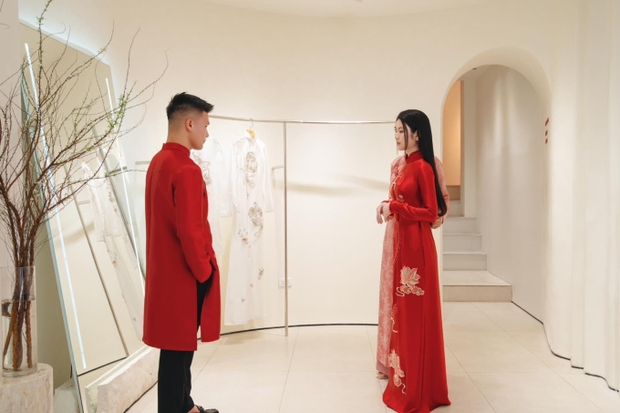 Quang Hải nựng má, nắm tay tình cảm với Chu Thanh Huyền khi thử áo dài ăn hỏi-4
