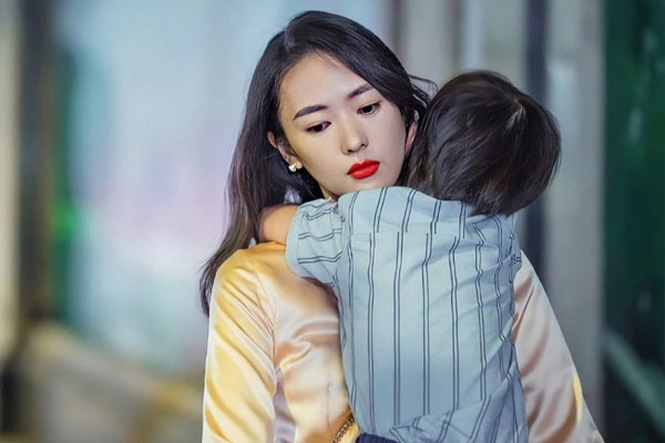 Ly hôn dẫn con về nhà ngoại ở, nửa đêm nghe mẹ gọi điện thoại tôi vội dọn ra ngoài-1