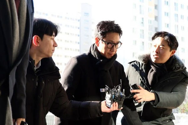 Thẩm vấn Lee Sun Kyun suốt 19 tiếng, cảnh sát khẳng định không sai trong điều tra-1