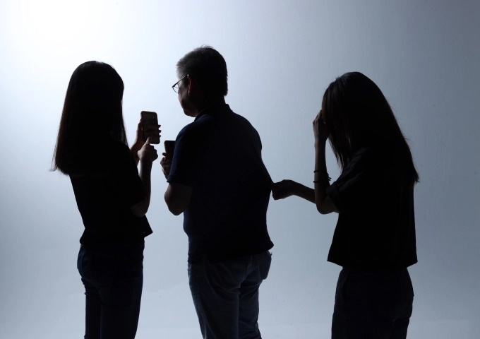 Phát hiện chồng chụp ảnh cưới với người phụ nữ khác, vợ giận dữ kiện ra tòa vì tội đa hôn, sự thật phanh phui càng khó tin hơn-2