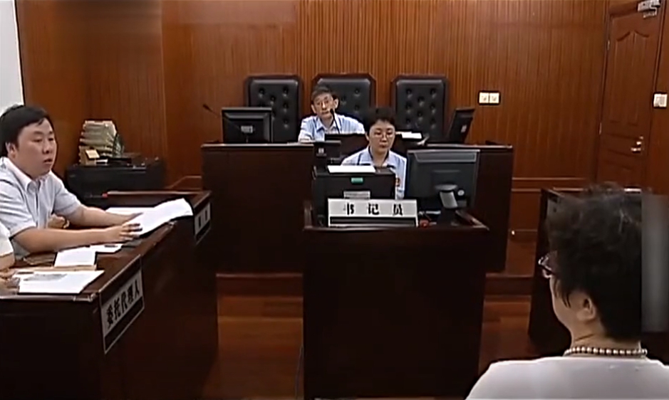 Người đàn ông để lại tài sản 4,4 tỷ đồng cho người dưng”, 4 anh em ruột kiện đòi thừa kế: Tòa án đưa ra phán quyết khiến tất cả nín lặng-4