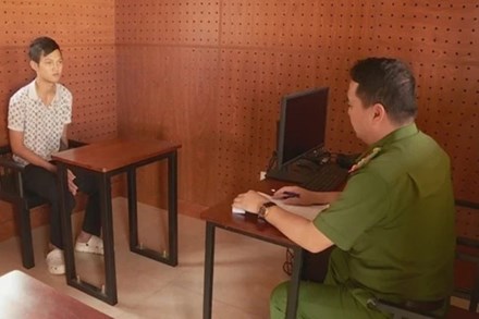 Cô gái ở Đắk Lắk bị tống tiền bằng clip 'nóng'