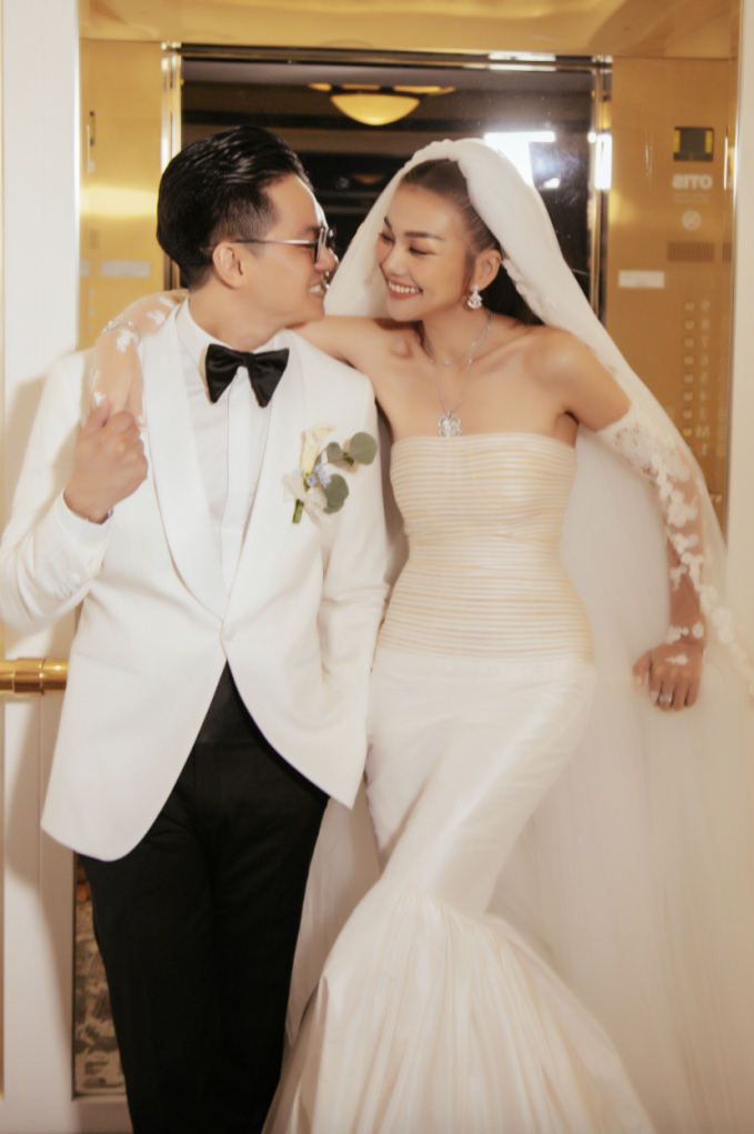 Thanh Hằng trổ tài nữ công gia chánh” nhân dịp nghỉ lễ, phản ứng của ông xã nhạc trưởng ra sao?-3