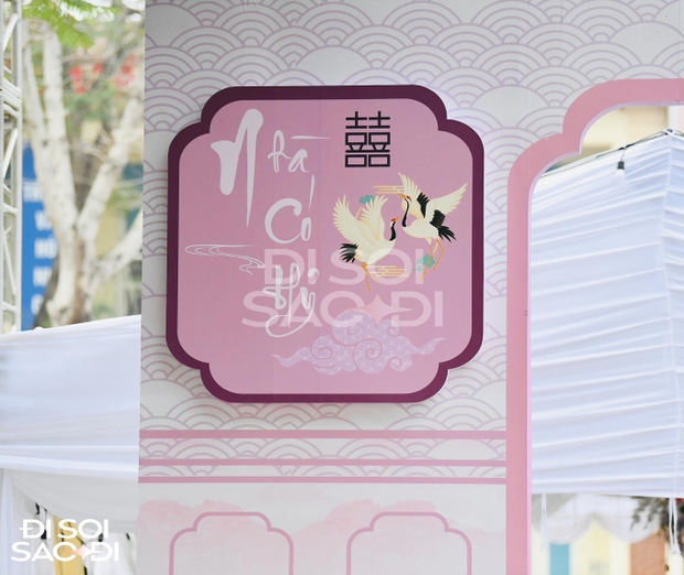 Bà hàng xóm review rạp ăn hỏi Quang Hải - Chu Thanh Huyền ở quê cô dâu: Dựng tại trường học, chi phí 300 triệu đồng-2