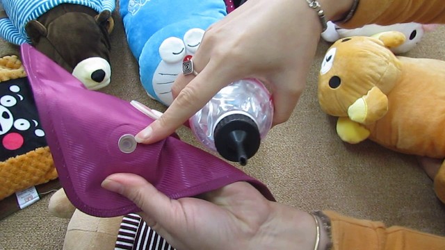 Bên trong những chiếc túi sưởi mùa đông có gì? Xem video kiểm chứng mà giật mình-4