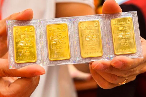 ‘Đu đỉnh’ giá vàng 80 triệu/lượng, 3 ngày đem bán lỗ ngay hơn chục triệu-2