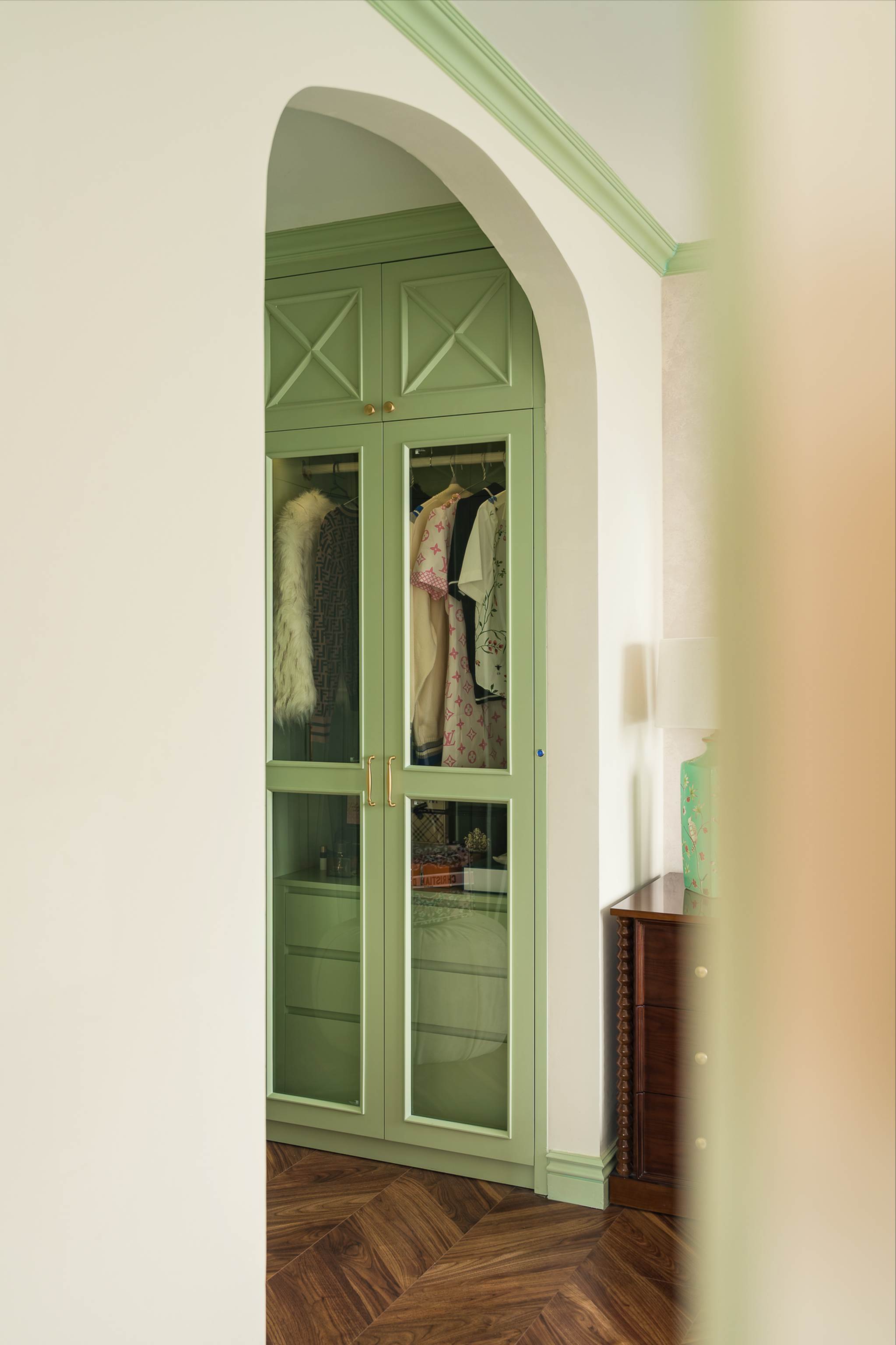 Gia chủ chi 3 tỷ đồng khoác áo đẹp mê cho căn hộ thông tầng-9