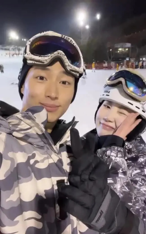 2023 - Năm ngoại tình chấn động Kbiz: Seungri thủ đoạn tinh vi, nhưng 2 màn bắt cá 5 tay” và tiểu tam hại Lee Sun Kyun mới sốc-8