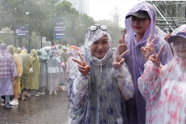 Pháo hoa mừng năm mới 2024 rực sáng nhiều nơi trên thế giới-9