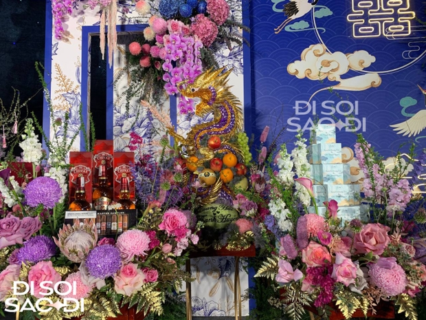 Tráp dát vàng, đính 700 viên đá được Quang Hải chuẩn bị trong đám hỏi với Chu Thanh Huyền-4