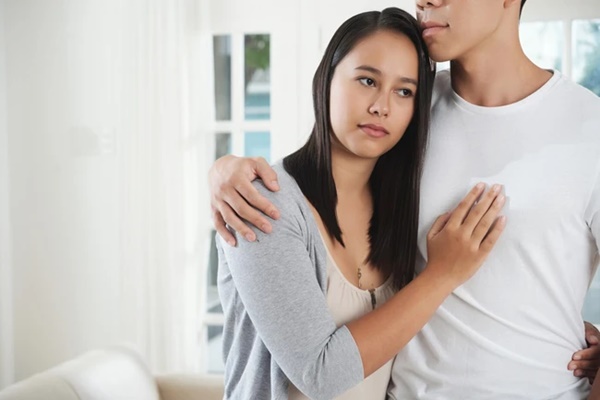 Con trai hàng xóm du học về nước, con gái tối nào cũng qua chơi rất lâu, biết lý do tôi vô cùng hối hận-3